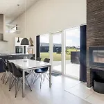 別荘 Three-bedroom With A Fireplace 07 Løkken