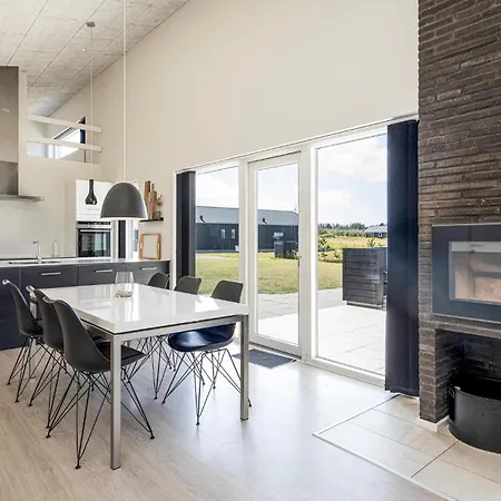 Hébergement de vacances Three-bedroom With A Fireplace 07 Løkken