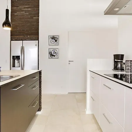 Three-bedroom With A Fireplace 07 Hébergement de vacances