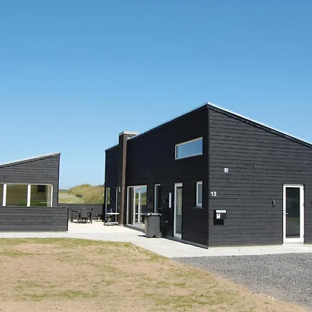 3 Bedroom Cozy In Holiday home *