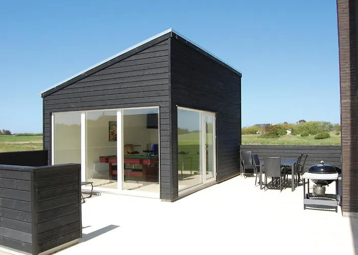 Сasa de vacaciones Three-bedroom With A Fireplace 07 Løkken